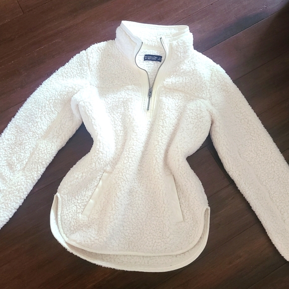 Abercrombie & Fitch Sherpa Pullover Sweatshirt - Picture 7 of 8